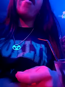 Karenn12 online show from October 6, 8:04 am