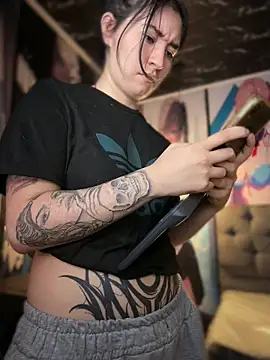 Sophie LS online show from April 10, 1:07 pm