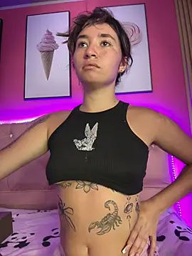 Sophie LS online show from December 5, 1:53 pm