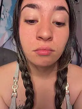 Sophie LS online show from May 13, 3:24 am