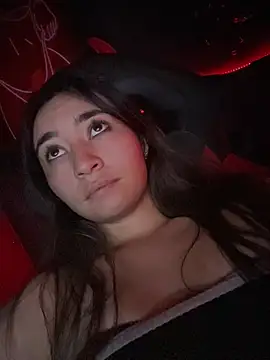 Sophie LS online show from December 18, 7:40 pm