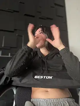 Sophie LS online show from January 14, 2:42 pm