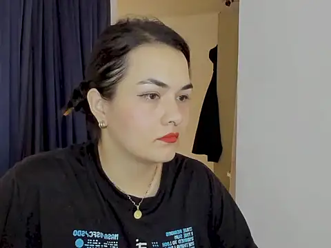 Snapshot of Babe-sofi chatting on June 23, 6:50 pm Babe-sofi online show from June 23, 6:50 pm