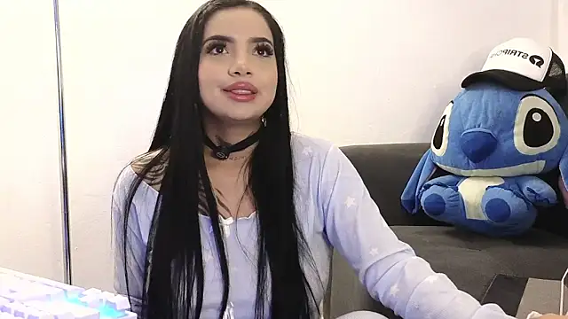 Alissfressa online show from May 3, 12:27 am