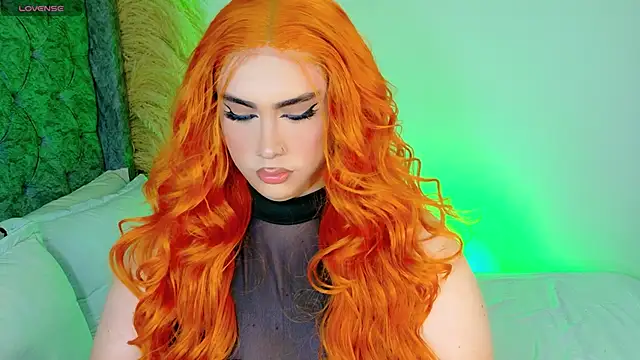 Snapshot of astridjonness chatting on February 12, 12:54 am astridjonness online show from February 12, 12:54 am