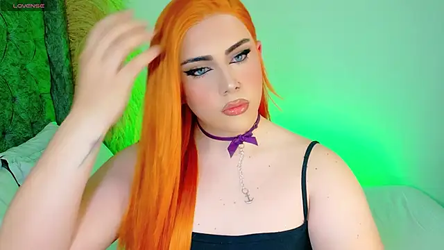 Snapshot of astridjonness chatting on February 26, 1:38 am astridjonness online show from February 26, 1:38 am