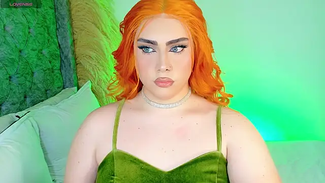 Snapshot of astridjonness chatting on February 15, 3:40 am astridjonness online show from February 15, 3:40 am