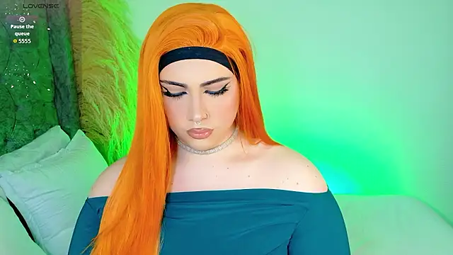 Snapshot of astridjonness chatting on February 25, 12:55 am astridjonness online show from February 25, 12:55 am