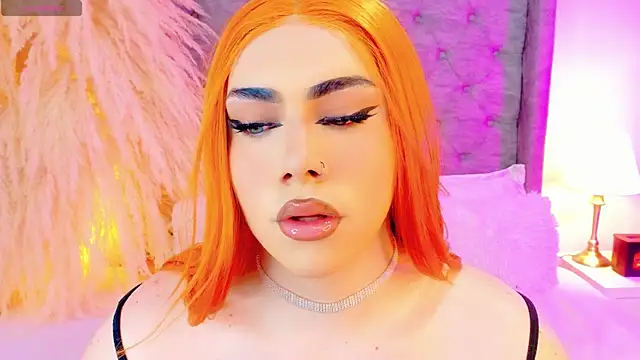 Snapshot of astridjonness chatting on October 6, 2:02 am astridjonness online show from October 6, 2:02 am