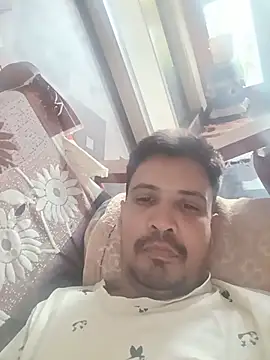 Snapshot of jeeva9242 chatting on July 19, 11:40 am jeeva9242 online show from July 19, 11:40 am