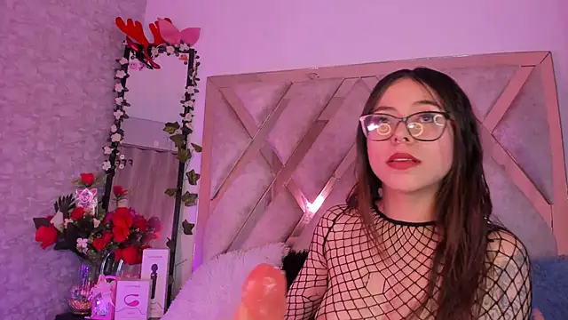 sarawiliamx online show from April 6, 3:35 am