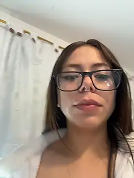 sarawiliamx online show from January 12, 10:47 pm