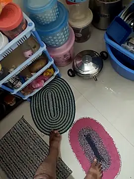 vicky55709 online show from March 11, 7:19 pm