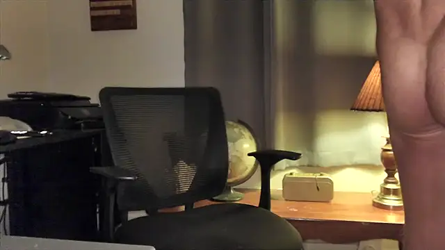 Scotty52838 online show from April 13, 1:42 am