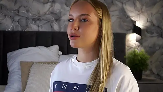 AftonConnett online show from April 17, 12:35 am