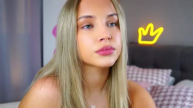 AftonConnett online show from October 26, 1:06 am