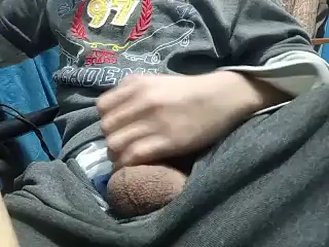 SALLY OMAR  online show from March 22, 9:49 pm