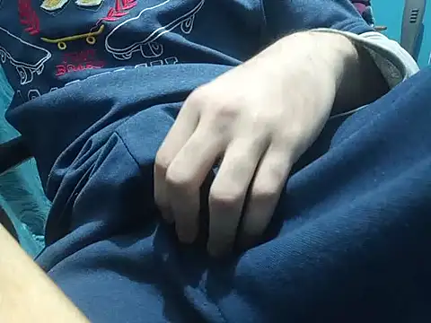 SALLY OMAR  online show from March 31, 10:01 pm