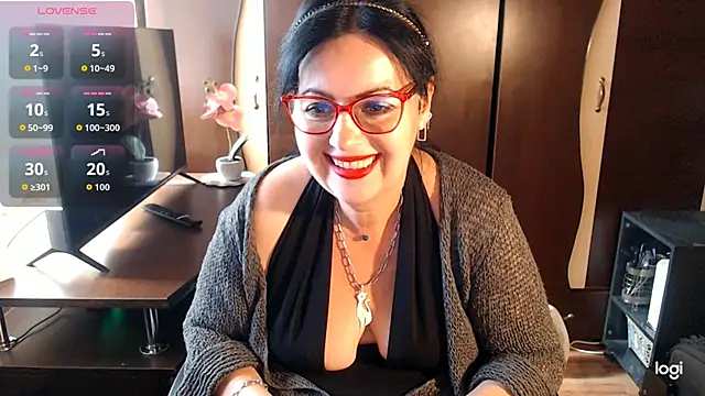 exymilf  online show from October 13, 11:01 am