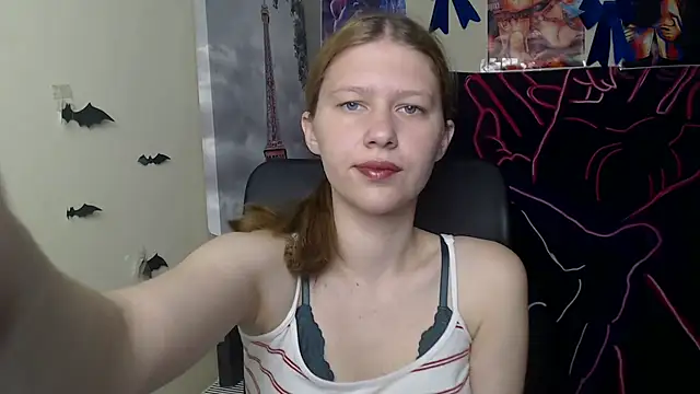 StellaCRL online show from May 4, 6:17 am