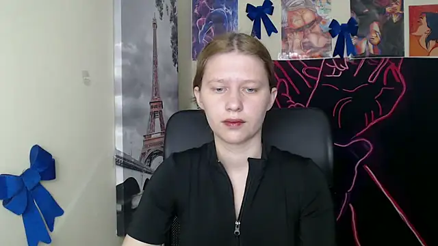 StellaCRL online show from April 2, 12:23 pm