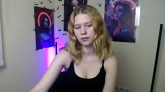 StellaCRL online show from November 9, 6:12 pm