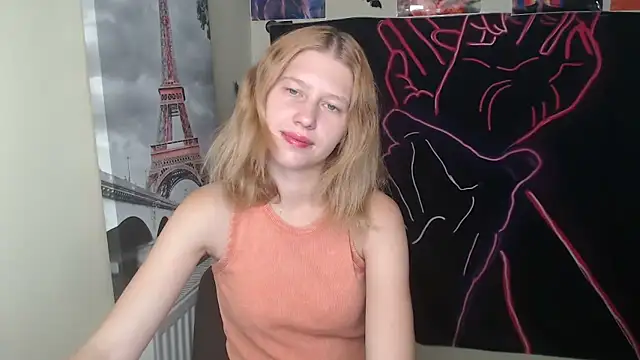 StellaCRL online show from September 24, 6:09 am