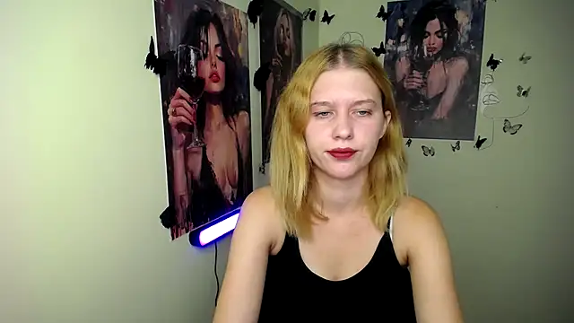 StellaCRL online show from October 3, 6:09 pm