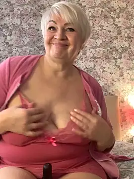 Laura Millf online show from March 4, 7:41 am