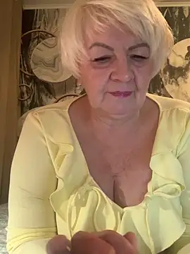 Laura Millf online show from March 8, 6:33 pm