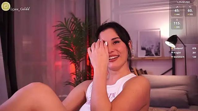 Snapshot of Liya_Gold_ chatting on January 4, 2:25 am Liya Gold  online show from January 4, 2:25 am