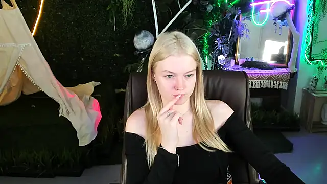 GraceGlamour online show from November 18, 5:11 am