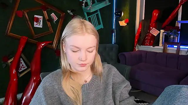 GraceGlamour online show from March 11, 5:12 am