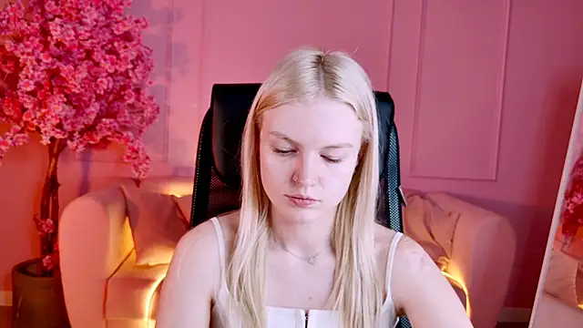 GraceGlamour online show from November 3, 5:12 am