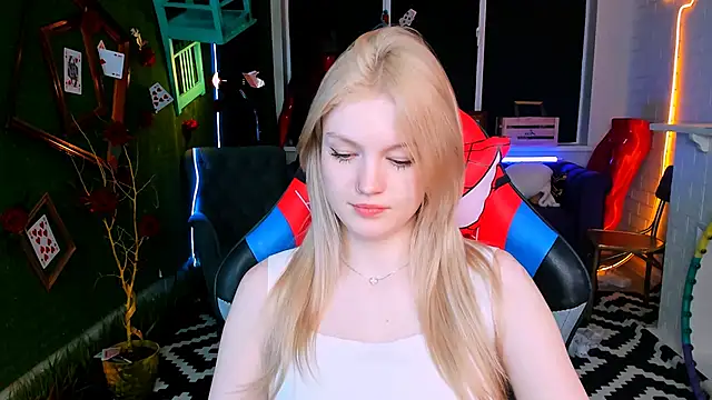 Snapshot of GraceGlamour chatting on February 26, 11:21 am GraceGlamour online show from February 26, 11:21 am