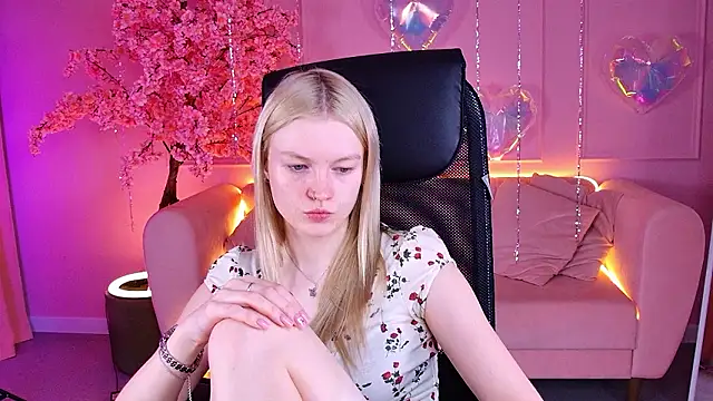 GraceGlamour online show from February 27, 5:07 am