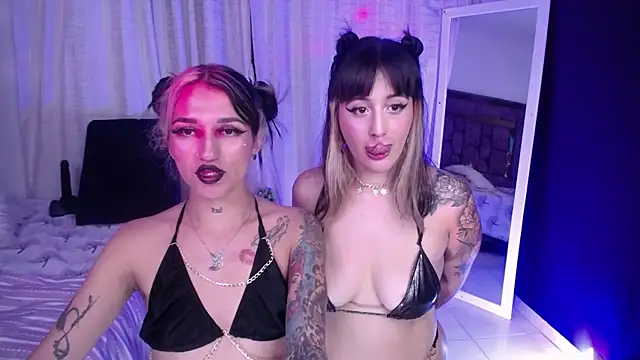 Snapshot of AnabelleGron chatting on February 12, 5:40 am AnabelleGron online show from February 12, 5:40 am