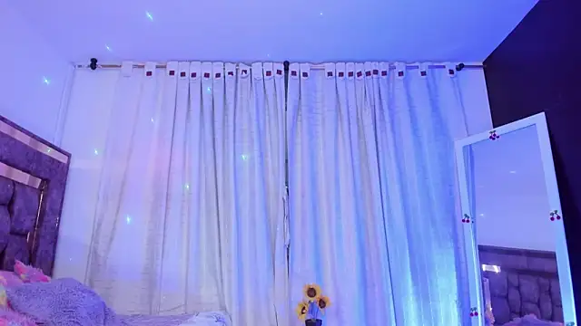 AnabelleGron online show from March 13, 2:27 am