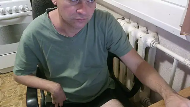 Snapshot of AlDON59 chatting on September 18, 6:00 pm AlDON59 online show from September 18, 6:00 pm