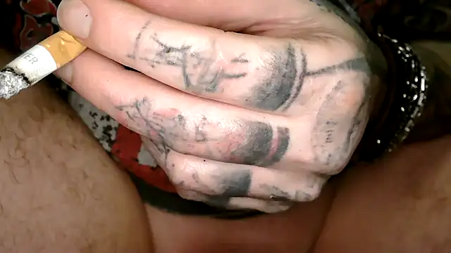 Snapshot of dani4334 chatting on March 19, 7:27 pm dani4334 online show from March 19, 7:27 pm