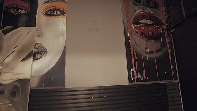 Snapshot of dani4334 chatting on October 19, 9:01 am dani4334 online show from October 19, 9:01 am