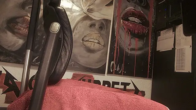 dani4334 online show from February 10, 12:15 pm