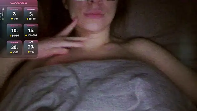 Snapshot of briannababy_ chatting on July 16, 4:53 am briannababy online show from July 16, 4:53 am