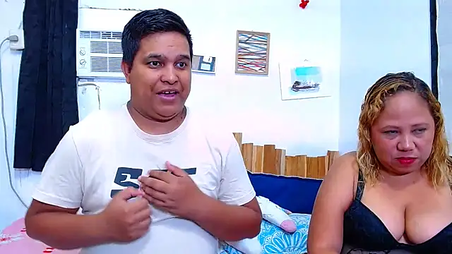 lucasandSofi online show from November 13, 8:24 pm