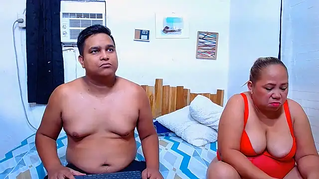 lucasandSofi online show from June 16, 9:59 pm