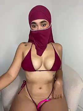Julie Markk online show from July 7, 3:31 am