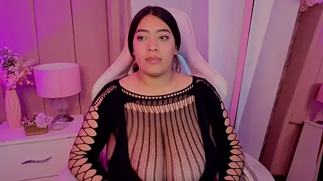 MollyBigBoobs12 online show from February 13, 8:58 am