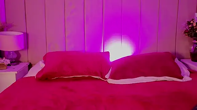 MollyBigBoobs12 online show from March 27, 9:05 pm