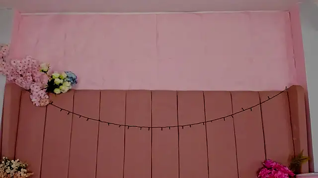 MollyBigBoobs12 online show from November 7, 8:46 pm