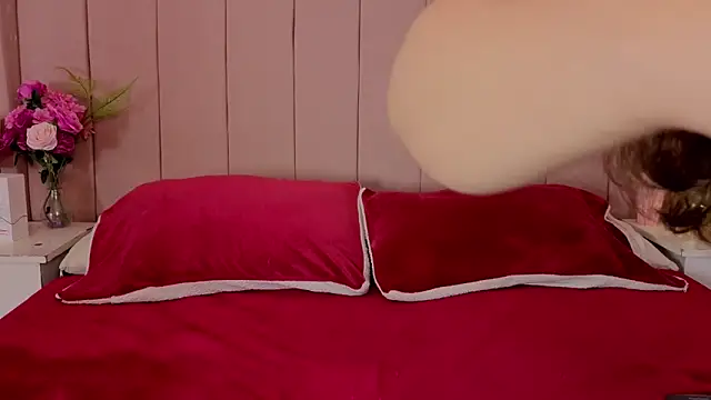 MollyBigBoobs12 online show from January 6, 9:08 pm